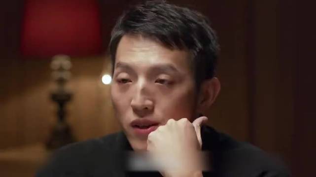 资产上亿的女总裁和普信男公务员相亲，竟有种看猴子表演的既视感