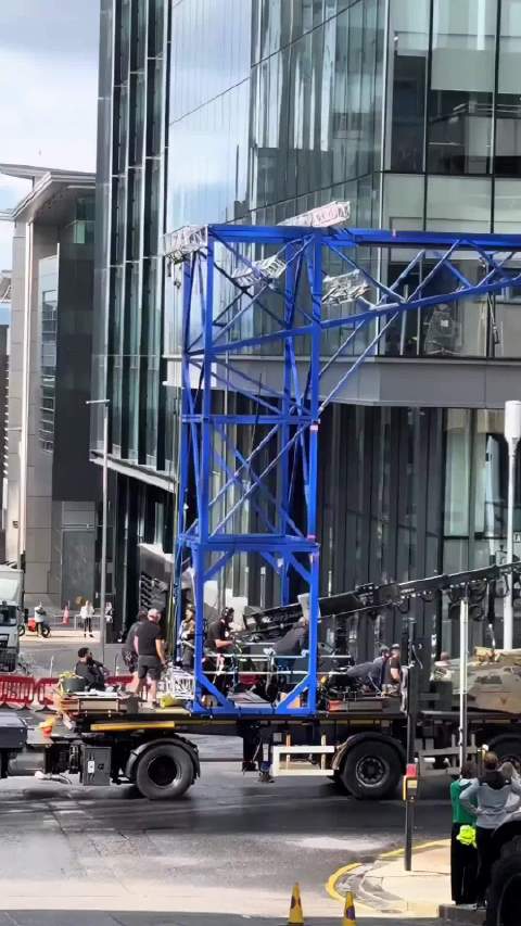 直击蜘蛛侠实拍现场，这不比在电影院看刺激多了