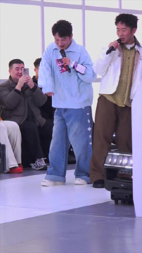 主持人维嘉迪哥来了