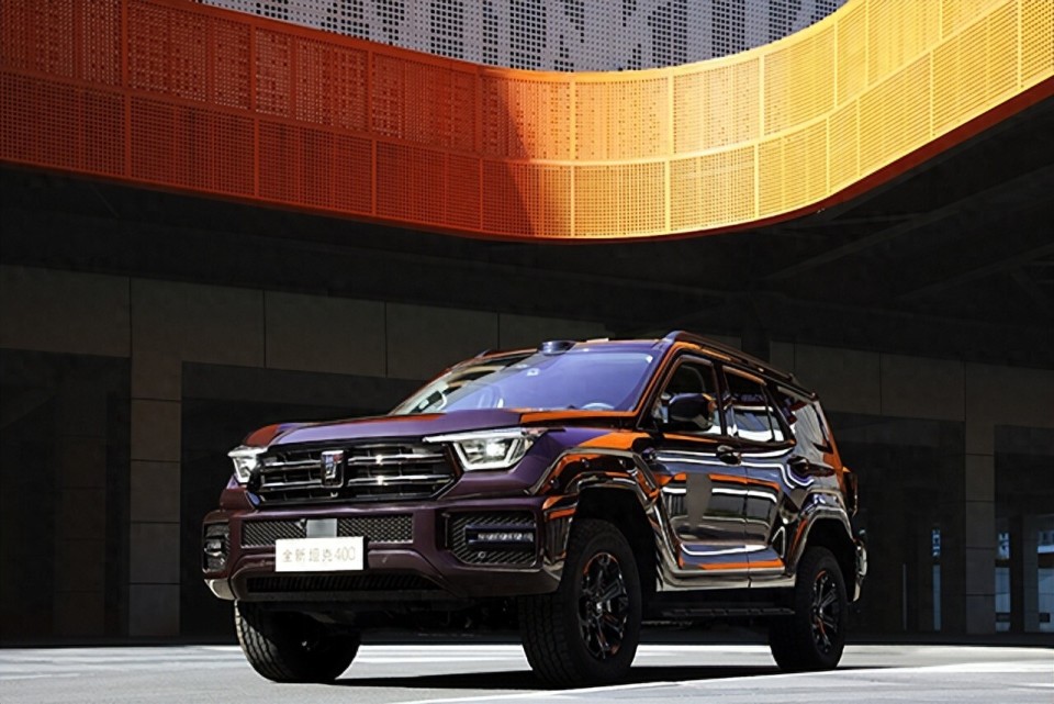 【汽车人】坦克转型：全新坦克400重构潮酷越野