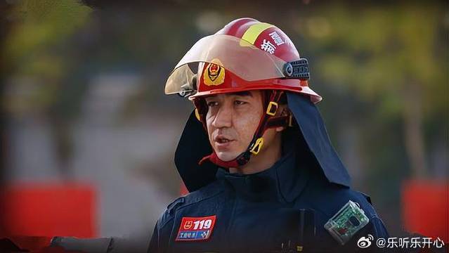 笑不活了！虽然张晋高瀚宇当上老师，也忘不了艾站长！