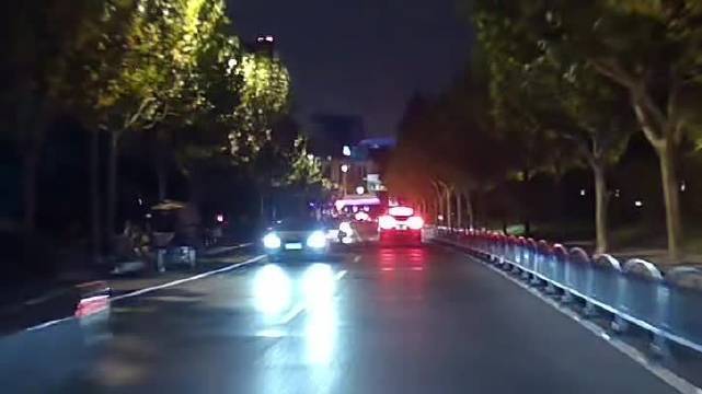 朋友们来判断下，问界 M9 这脚制动是 ADS 自动避让的还是人工干预的？