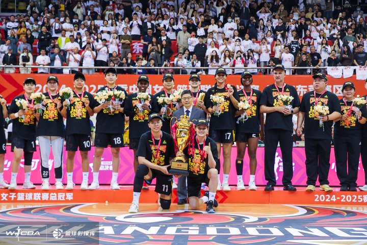 追光｜在东莞，篮球与城市双向奔赴