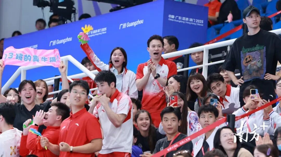 金牌+1！广东队林珊女子3米跳板摘金