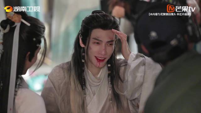 幕后解锁「唐俪辞的悲伤时刻」 拍摄唐俪辞@罗云熙Leo 被柳眼