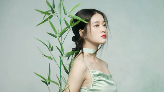 立于竹梢，泛于舟上任劲风掠过，任波涛汹涌，吾行于江湖，初心不改！