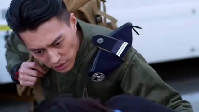 《温州一家人》主演李立群殷桃张译靳东刘奕君张佳宁重聚