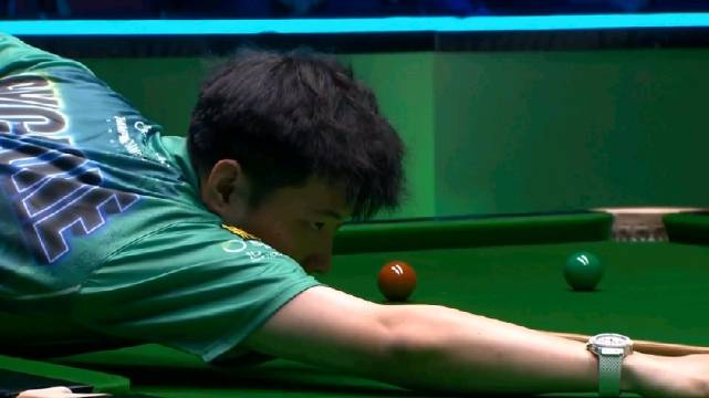 艾伦全场只得1分！赵心童回归顶级表现，4-0完胜晋级小组决赛！