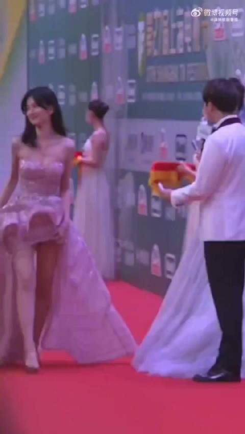 乔欣淡圈后生活幸福，向往婚姻实现理想状态