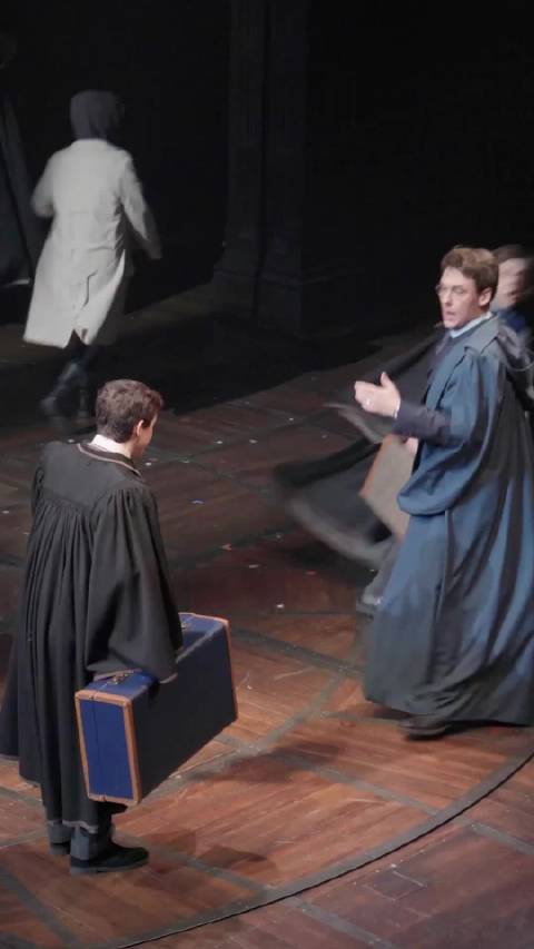 汤姆费尔顿重返舞台再演德拉科马尔福