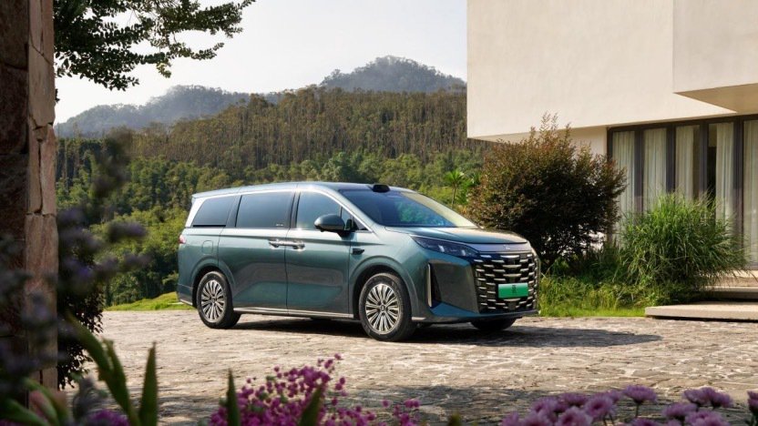 20万中大插混MPV来了，2026款夏上市