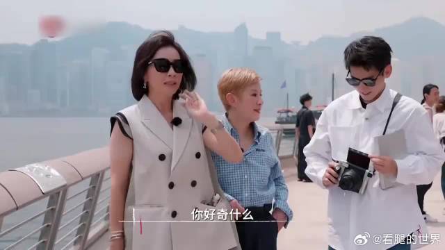 陈可辛钱让吴君如管，刘嘉玲说出原因，助理不敢说话