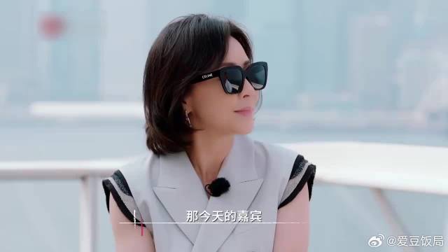 刘嘉玲身材太绝，吴君如想看，直接喊她来自己家洗澡