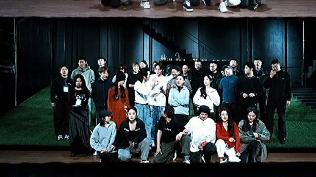 马天宇主演舞台剧寄生虫2025限定版收官