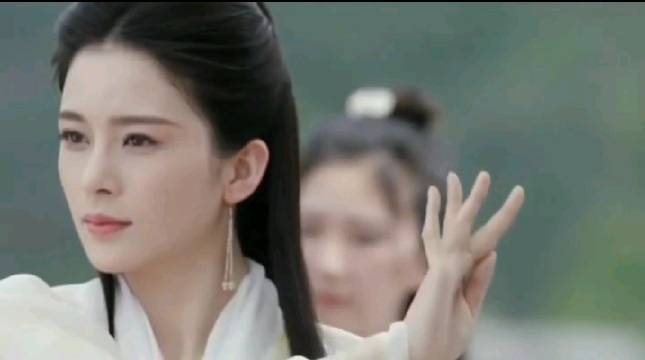 赵樱子的“小龙女”一场自导自演的流量闹剧