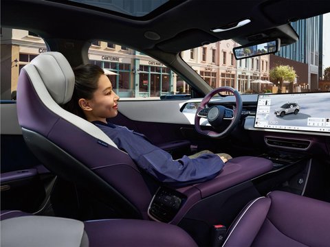 央视首迎汽车品牌！长安马自达EZ-60如何展示新能源行业未来？