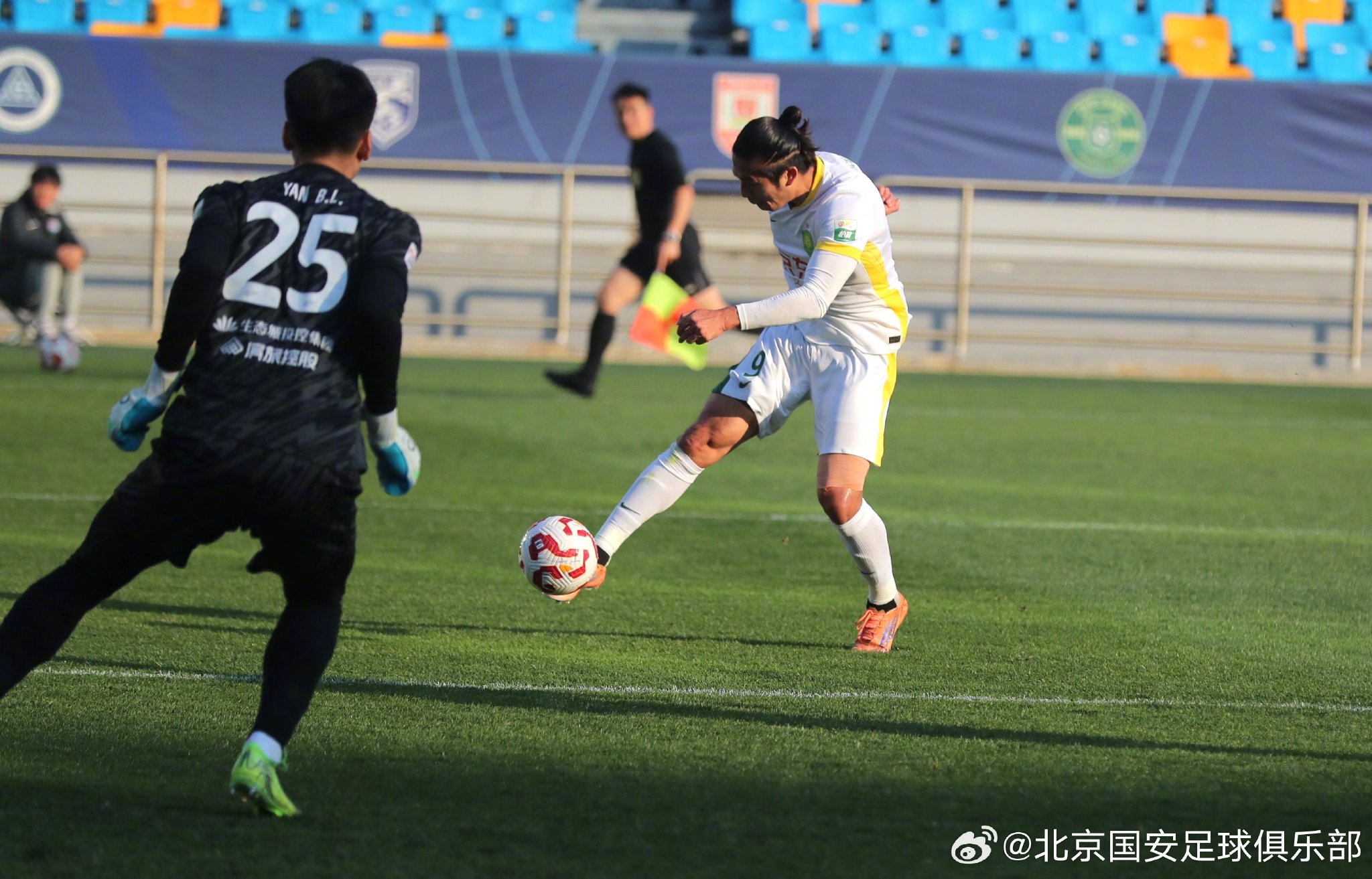 北京国安教学赛2-1胜天津津门虎，张玉宁传射建功