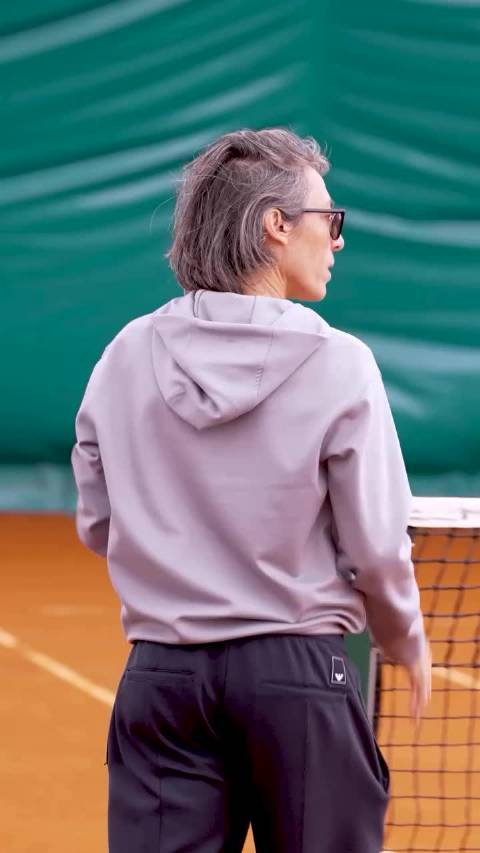 斯琪亚沃尼近期视频，感觉老了很多，仅比李娜年长2岁！