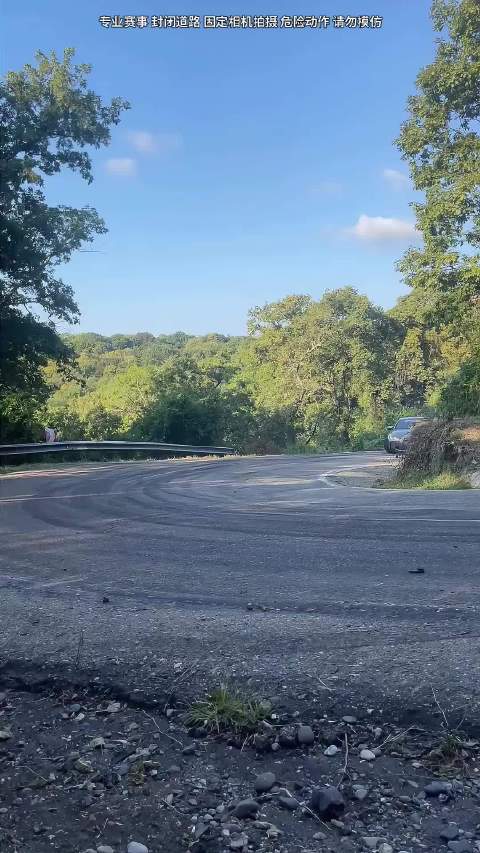 视频：宝马x5m漂移也没什么难度嘛