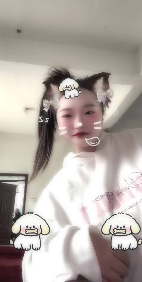 哈哈哈 后面来我家 跟我妈妈一起玩麻将的爷爷出镜啦