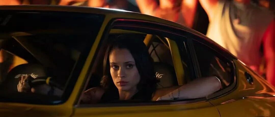 限制汽车“5秒破百”，我拍烂手掌叫好