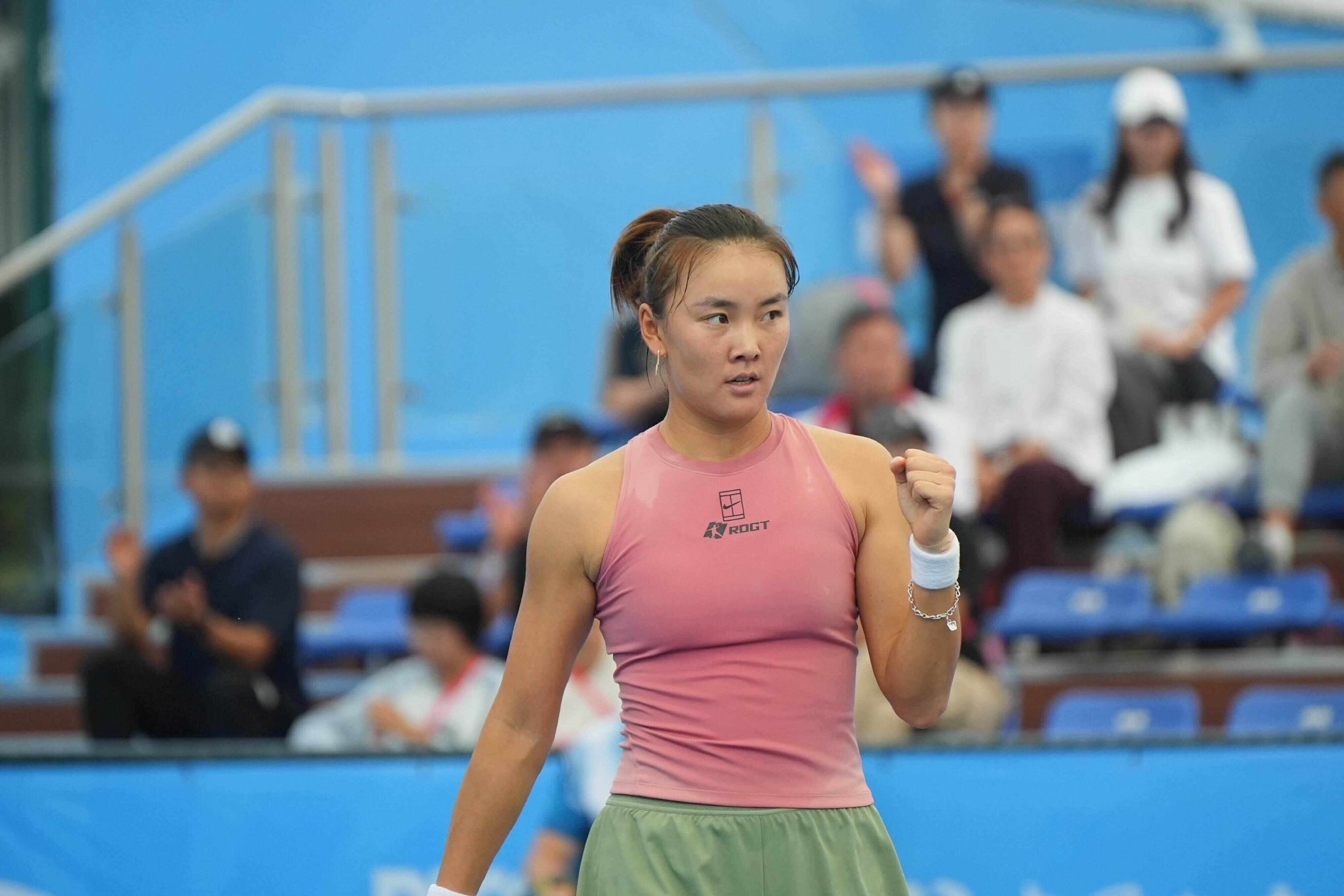 广东组合王欣瑜/袁悦迎十五运会网球女双开门红