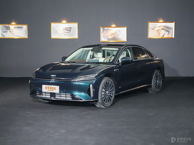 风云A9L光辉上市 超级置换价17.19万元起