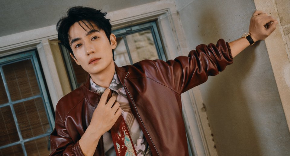 朱一龙刚合作完陈凯歌，或又将参演张艺谋新片，这下他真要腾飞了