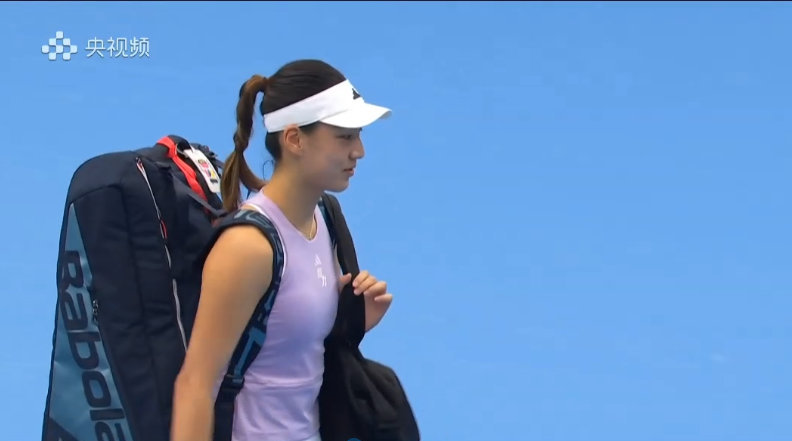 王欣瑜对阵王小童的比赛马上开始，一起来看比赛啦 V观全运会 全运日记