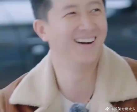 韩庚讲述自己上厕所遇到粉丝，毕竟也是当红欧巴