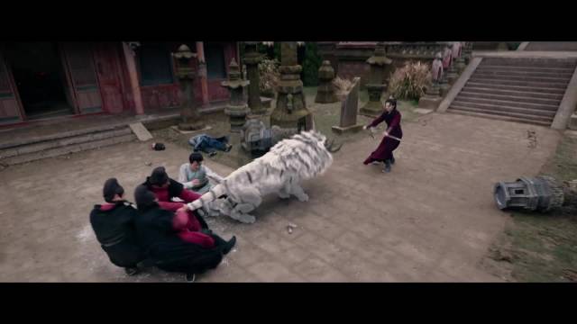 长安凶兽敖天突袭，卢凌风重伤仍求战