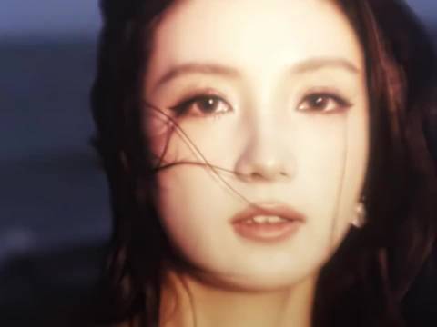 张雅钦古早感 张雅钦太有二十年前的女明星的感觉了！谁懂！真的很像林青霞！