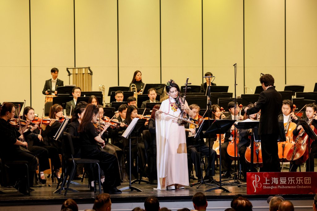 再现《卧虎藏龙》，马晓辉一晚挑战8首二胡协奏曲