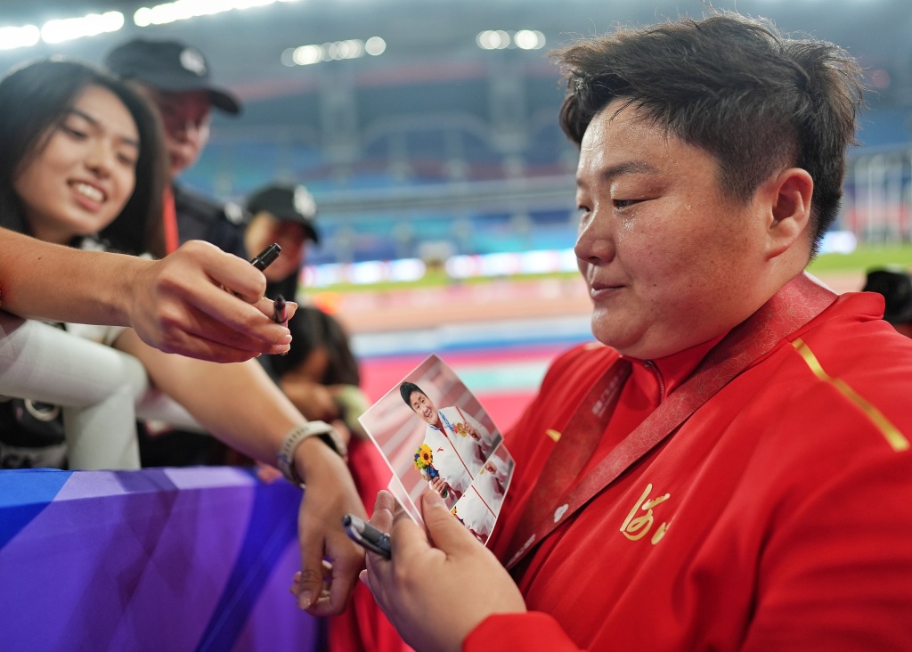 巩立姣带火了女子铅球，帮助越来越多人开始了解这个项目。