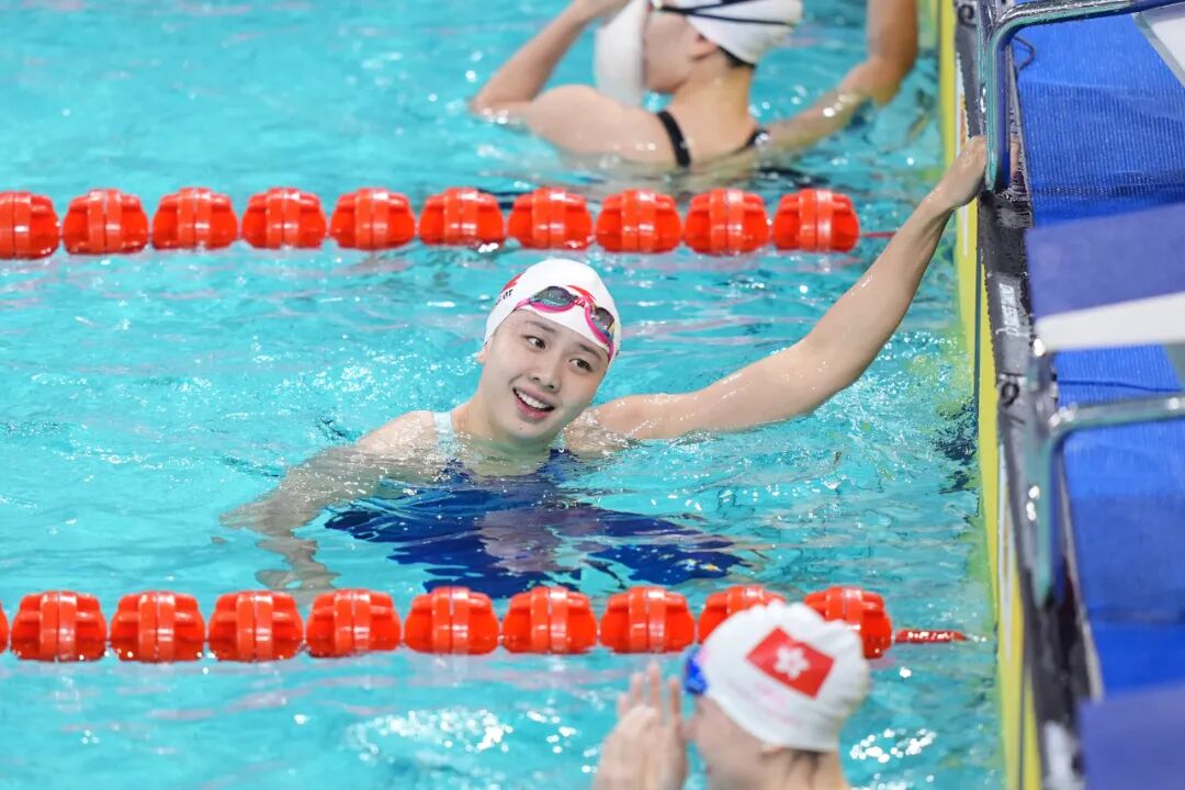 两金一银！唐钱婷全运会50米蛙泳摘金