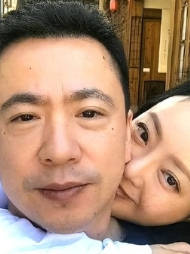 王中磊及妻子王晓蓉开更短视频平台