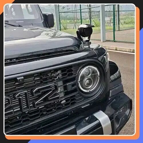 车长超5米4，轴距近3米5，212家族硬派造型，越野“角斗士”来了！