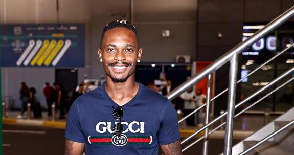 又一个克雷桑！27岁巴西中场有望加盟中超：未来可归化！