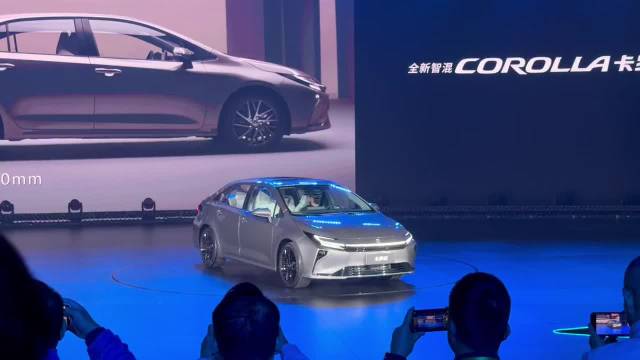 车子看着还不错