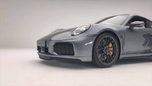 保时捷911 Turbo S创纽博格林7分3秒92新纪录