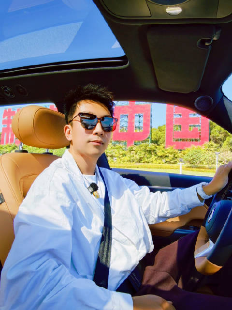 广州天河广场11月20日首发全球限量smart精灵3艺术特别版