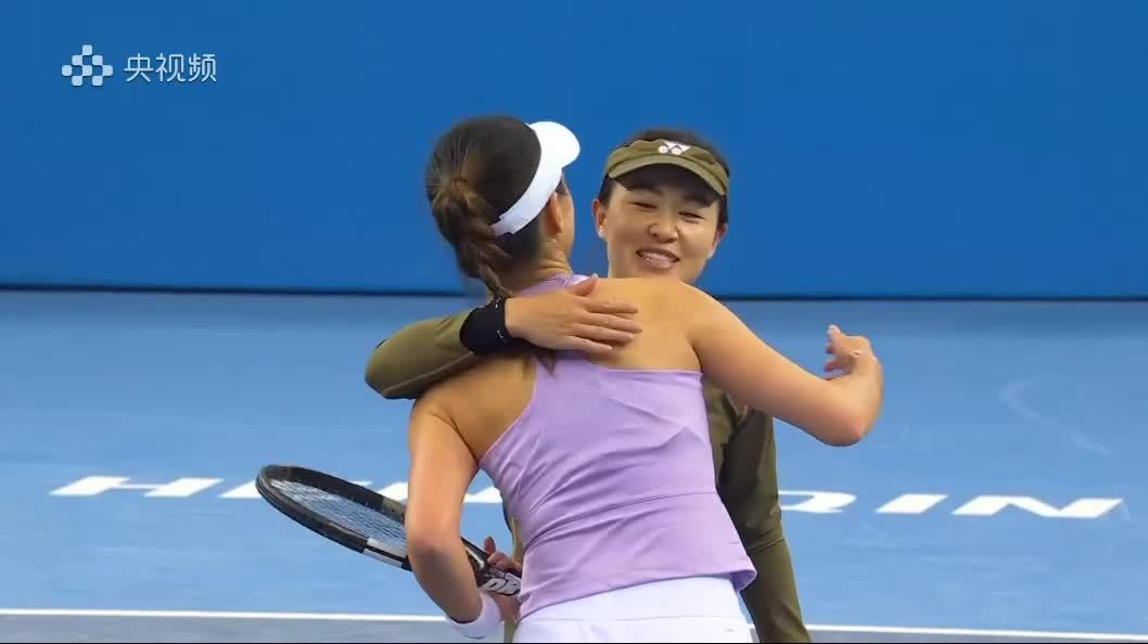 第十五届全运会网球女子单打半决赛，朱琳2比0（6-3，6-2）战胜王欣瑜晋级决赛