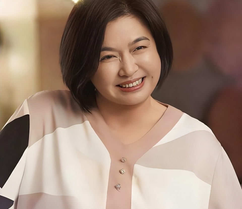 《四喜》她患病发胖让人认不出，90年代的内地王祖贤，年轻时超美