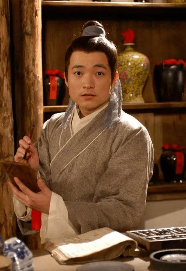 喻恩泰回应婚变：忍辱多年，已报警立案