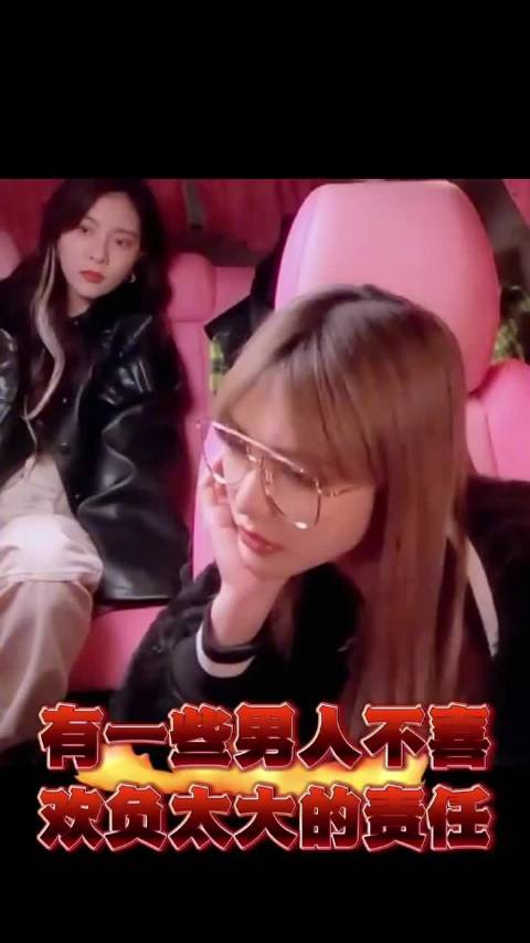 陈伟霆谈异地恋：爱对方别超50%，爱自己他更爱你