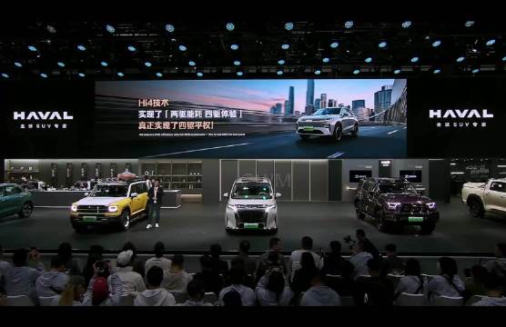 哈弗猛龙燃油版卫冕环塔拉力赛三赛段冠军，H9柴油版夺T2.1组总冠军