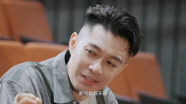 周柏豪妻子无条件支持事业，婚礼上先忧其忧