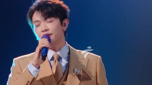 颜人中独特声线演绎《一直很安静》，铺陈温柔释然心境