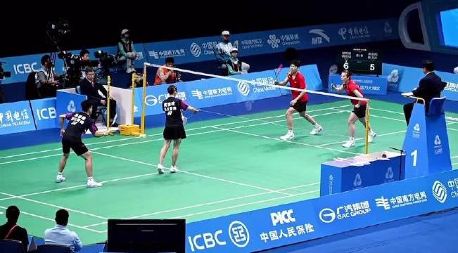 全运会羽毛球混双雅思组合展现无懈可击防守