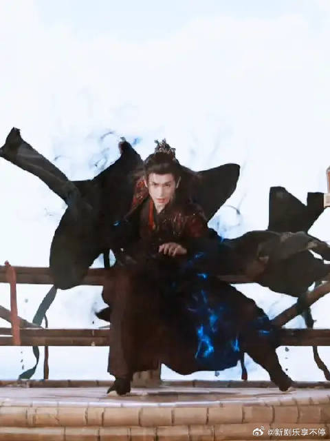 高燃打戏混剪，A到爆！张凌赫打戏太帅了！